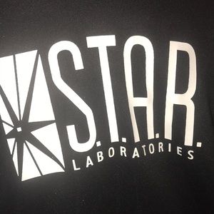 STAR LABORATORIES (THE FLASH) HOODIE!